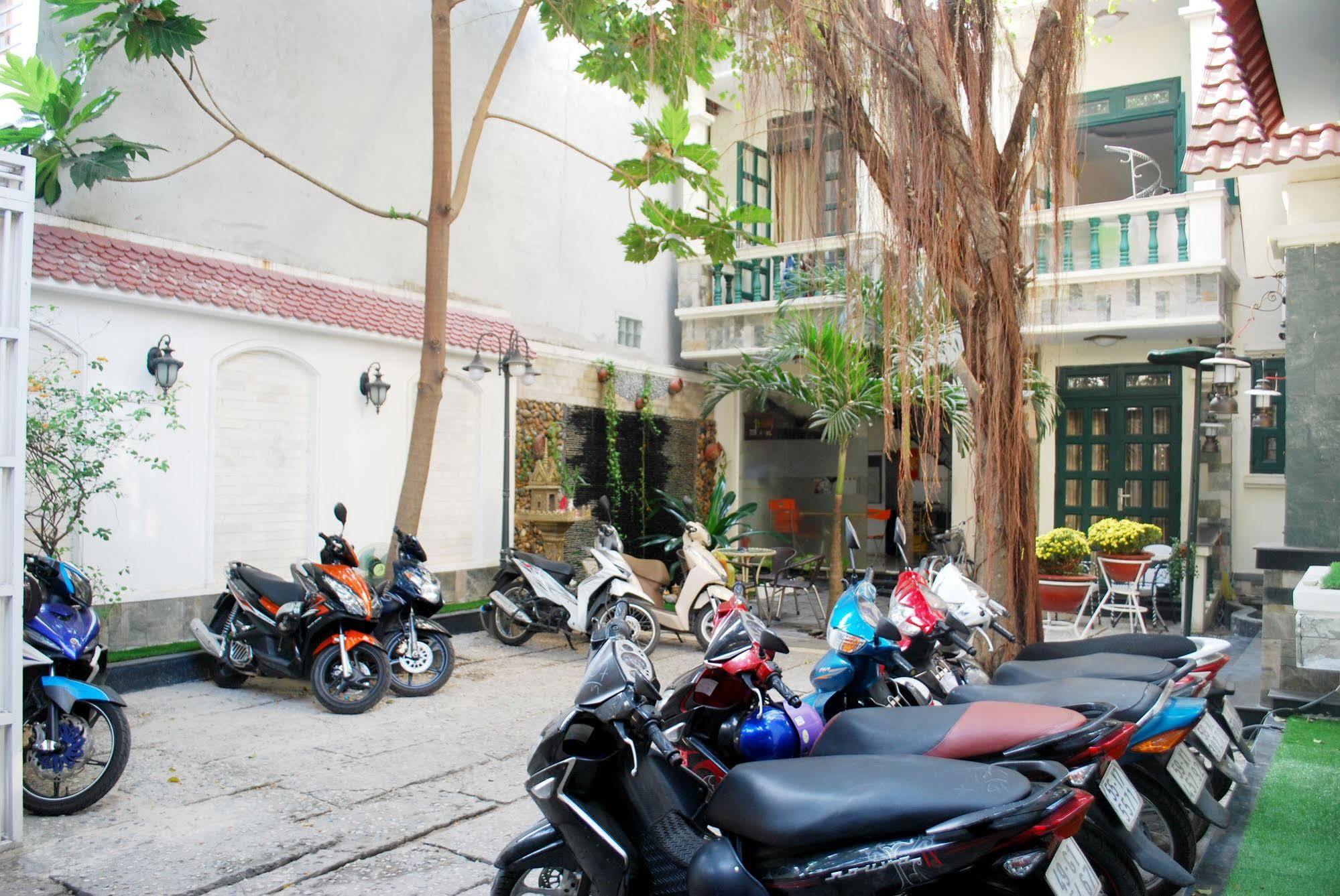 Lan Anh Hotel Хошимин Экстерьер фото